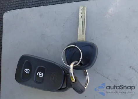 2014 Hyundai Accent Se из США, поврежденный, VIN KMHCU5AE1EU184613